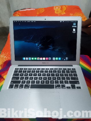 MacBook Air (13-inch, Early 2015)